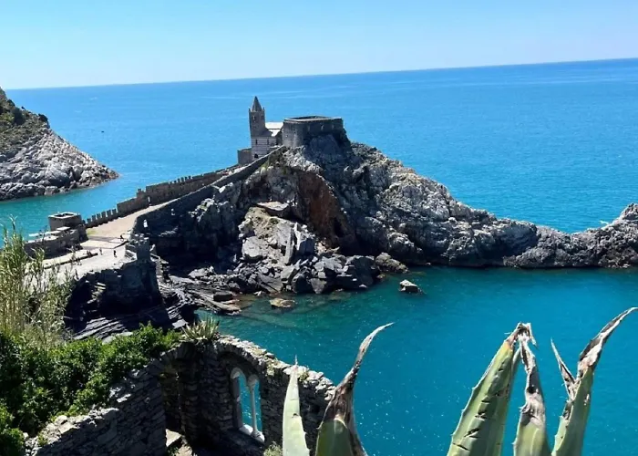 Rossodisera Pensión 3*