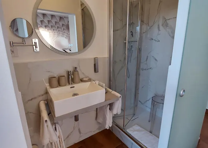 Rossodisera Pensión Sarzana