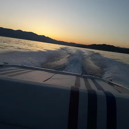 Rossodisera Πανσιόν *